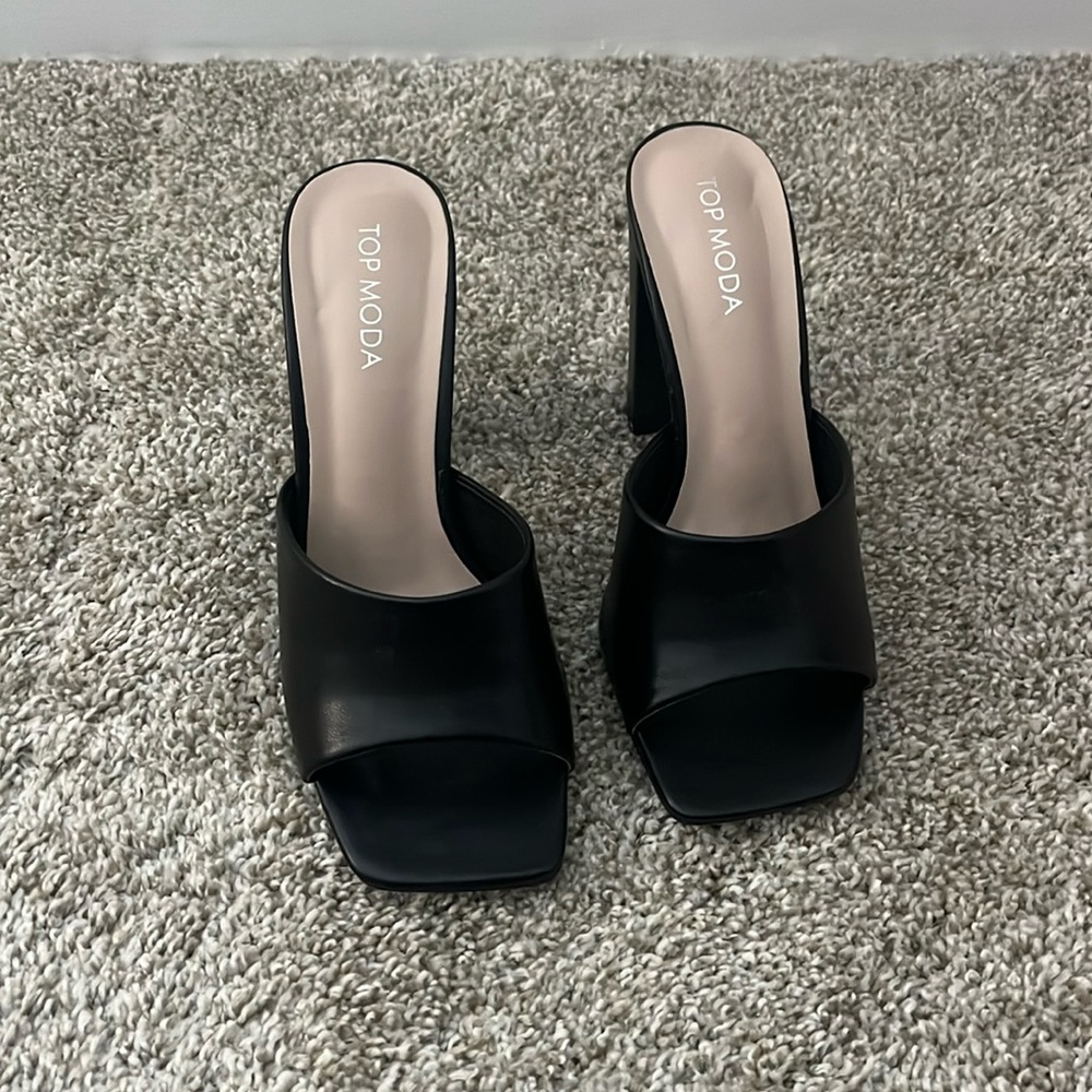 Top Moda black heels